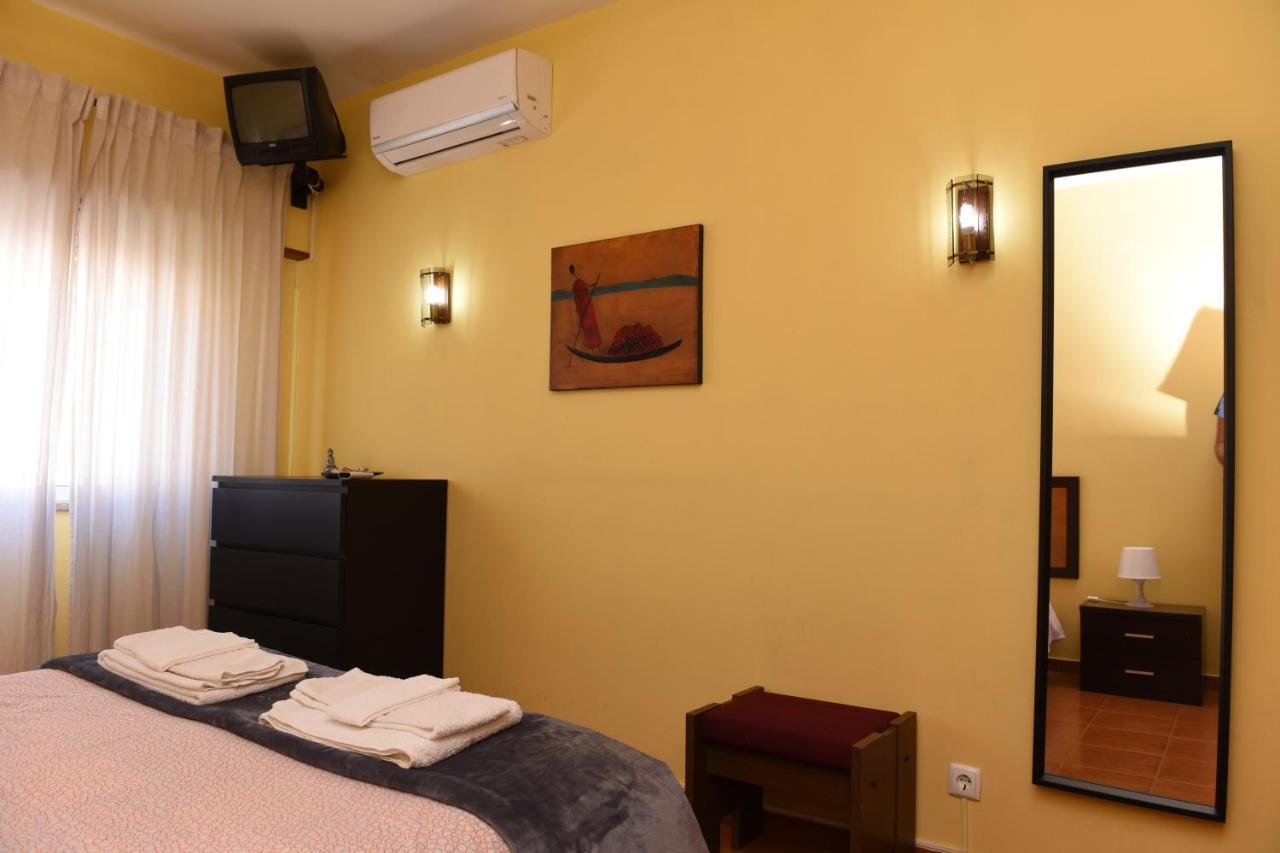 Tmp Apartamento Quarteira Extérieur photo